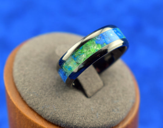 Blue and green Opal glowstone ring